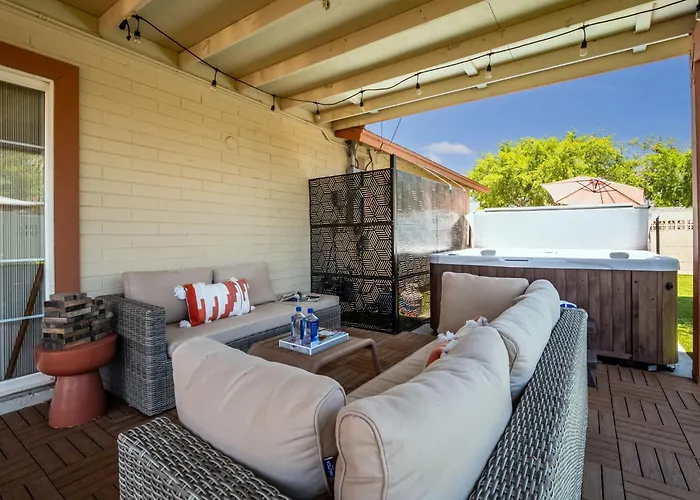 Ferienhaus 5br Sleeps 10 Hot Tub Fire Pit Games & Walk To Asu *